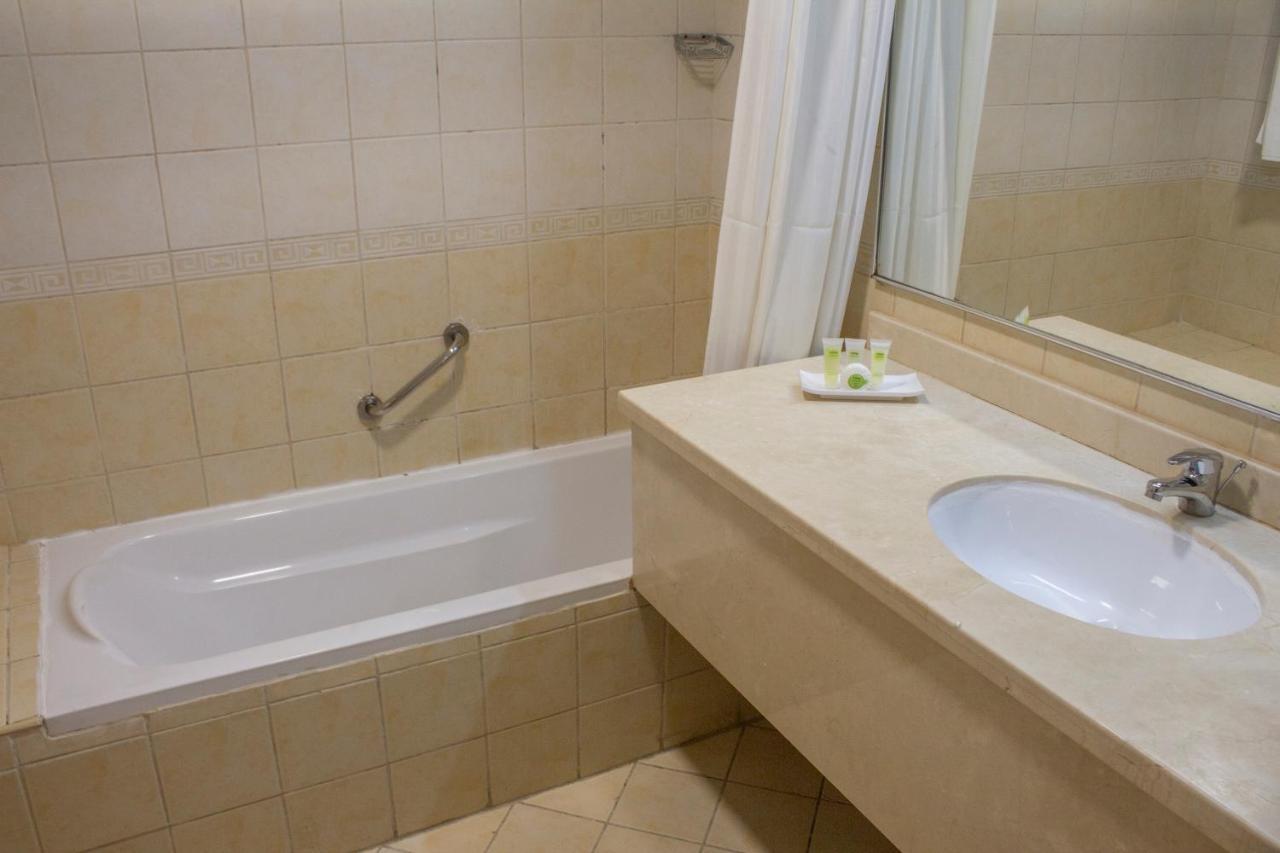 Time Crystal Hotel Apartment Dubaï Extérieur photo